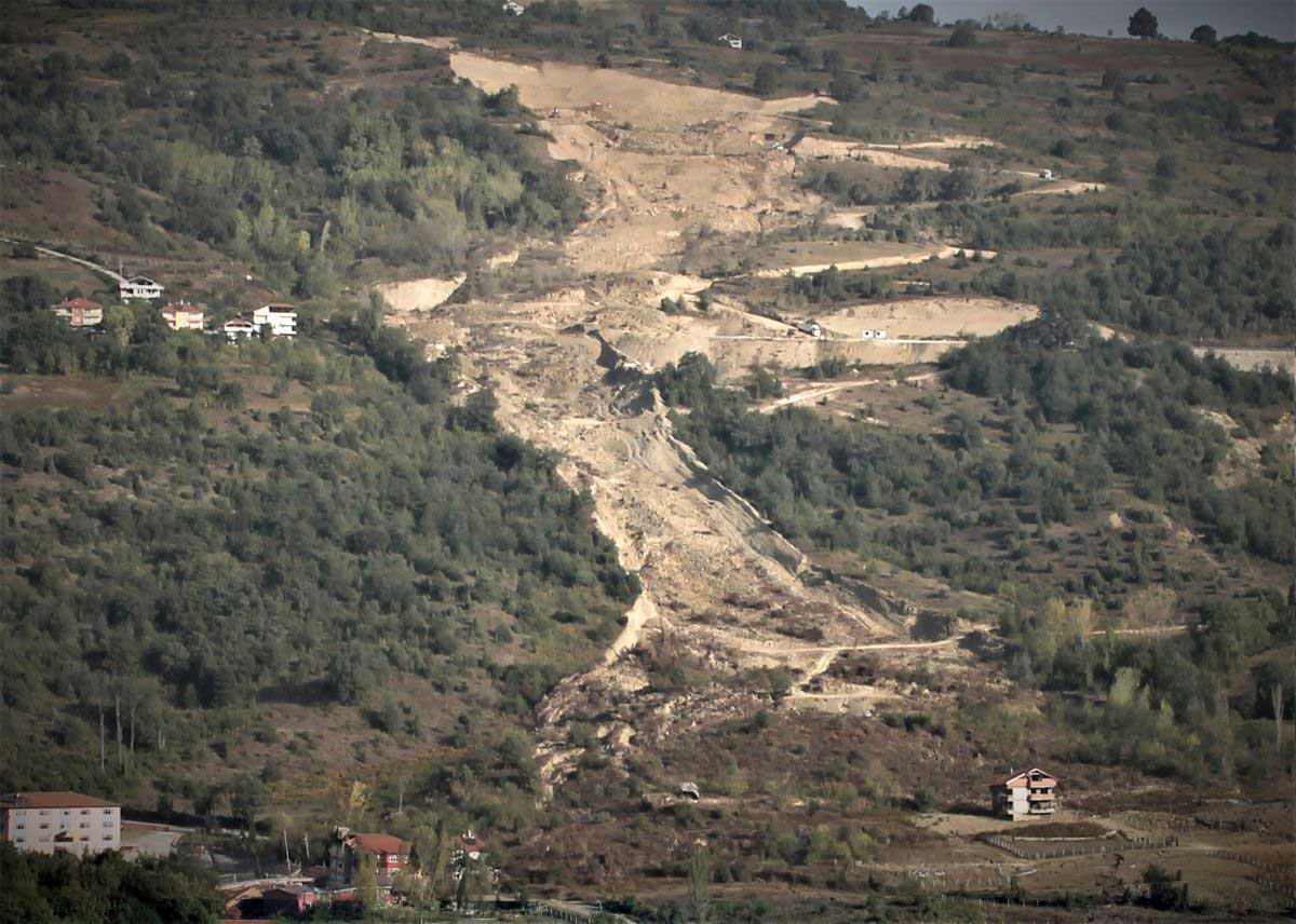 Devrek Heyelan1