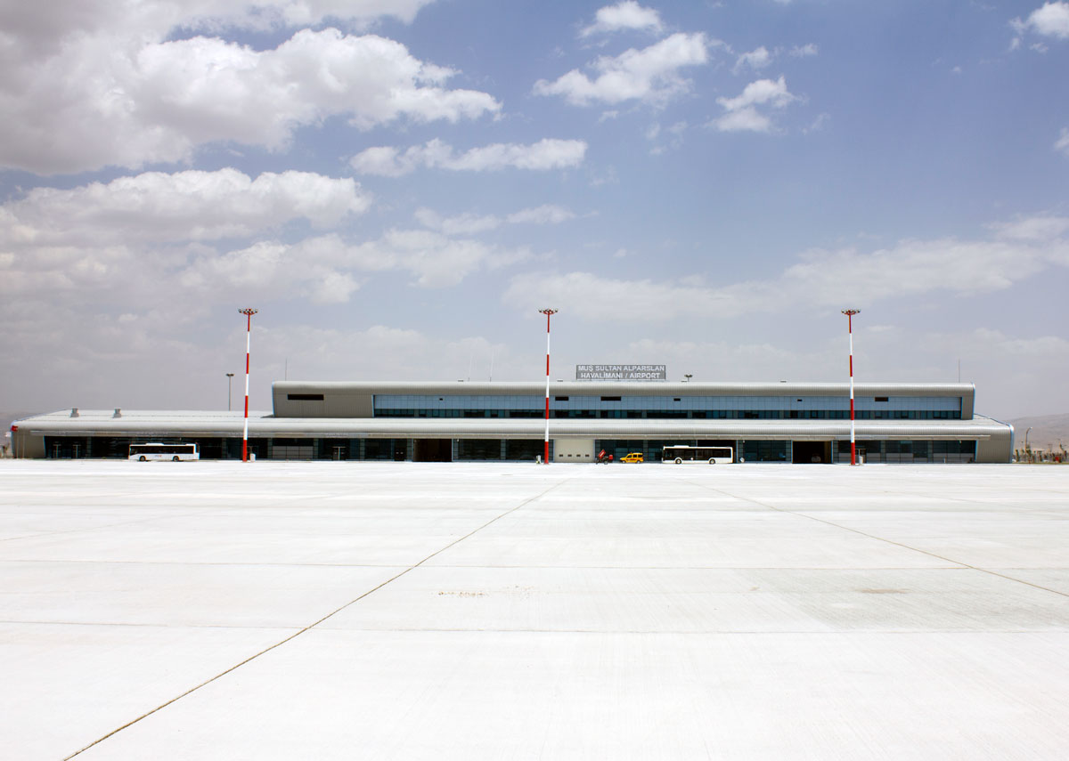 MUŞ HAVALİMANI YENİ TERMİNAL BİNASI VE MÜTEMMİM TESİSLERİ  3