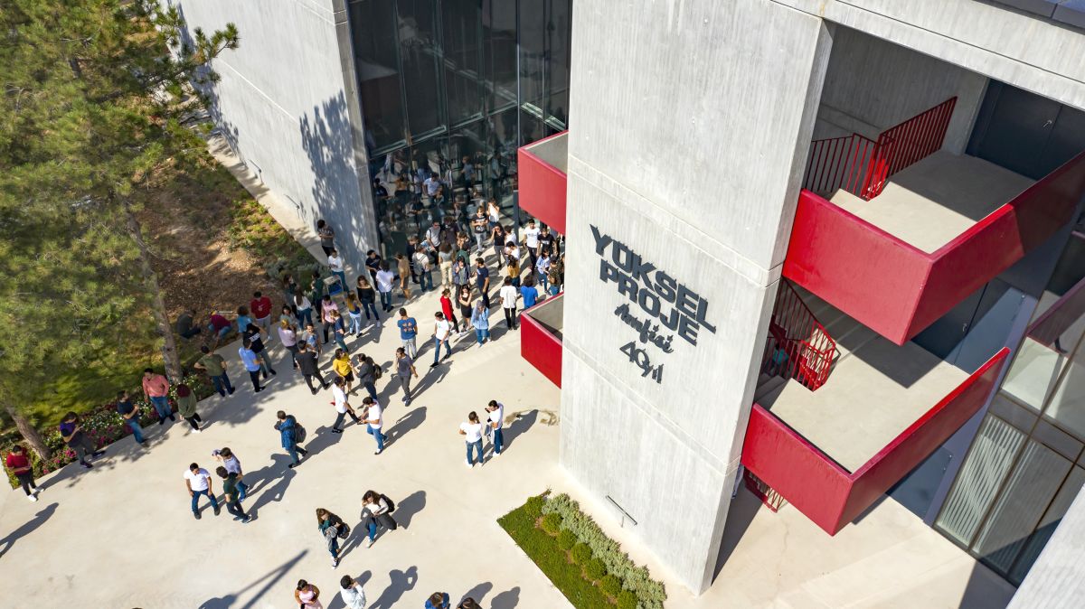 ODTÜ YÜKSEL PROJE AMFİSİ 4